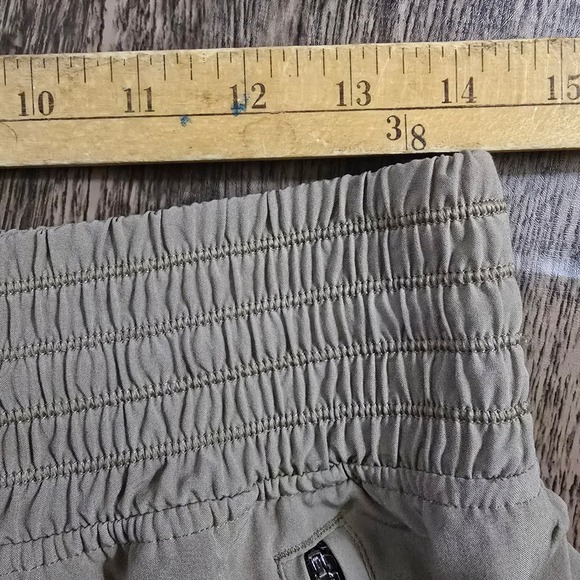 ATHLETA Camden Jogger Women 8 Tan Excellent Smocked Waist Zipper Pockets - Picture 3 of 6